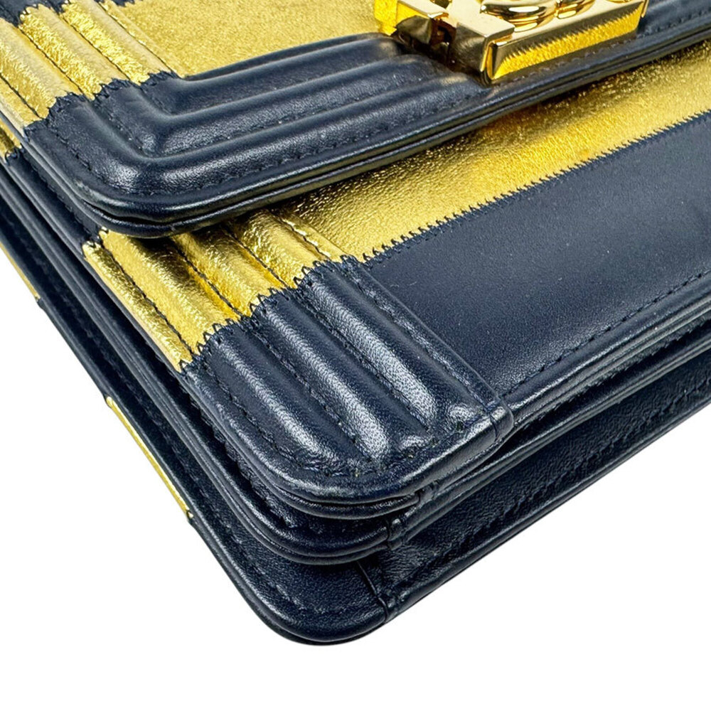 CHANEL Bag - Picture 9 of 12
